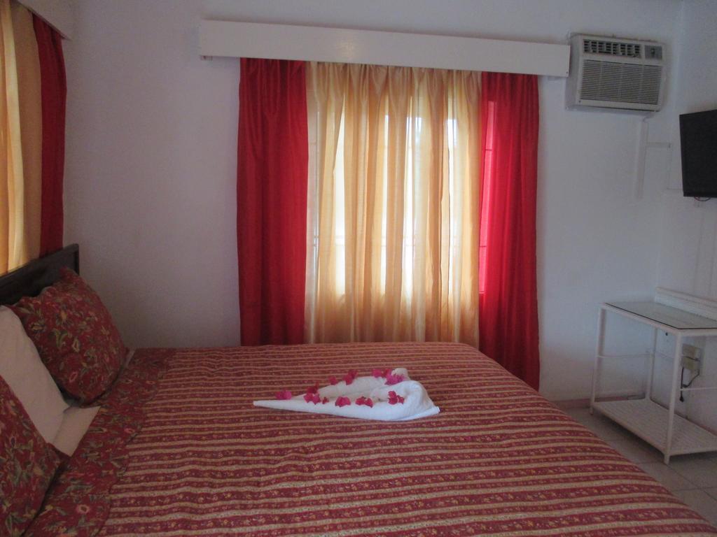 Executive Mammee Bay Hotel Ocho Rios Exterior foto