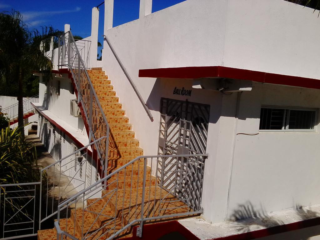 Executive Mammee Bay Hotel Ocho Rios Exterior foto